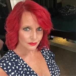 Meet your Posher, Malinda